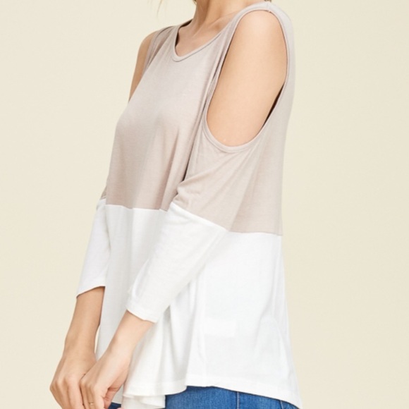 Cold shoulder color block top - Picture 3 of 4